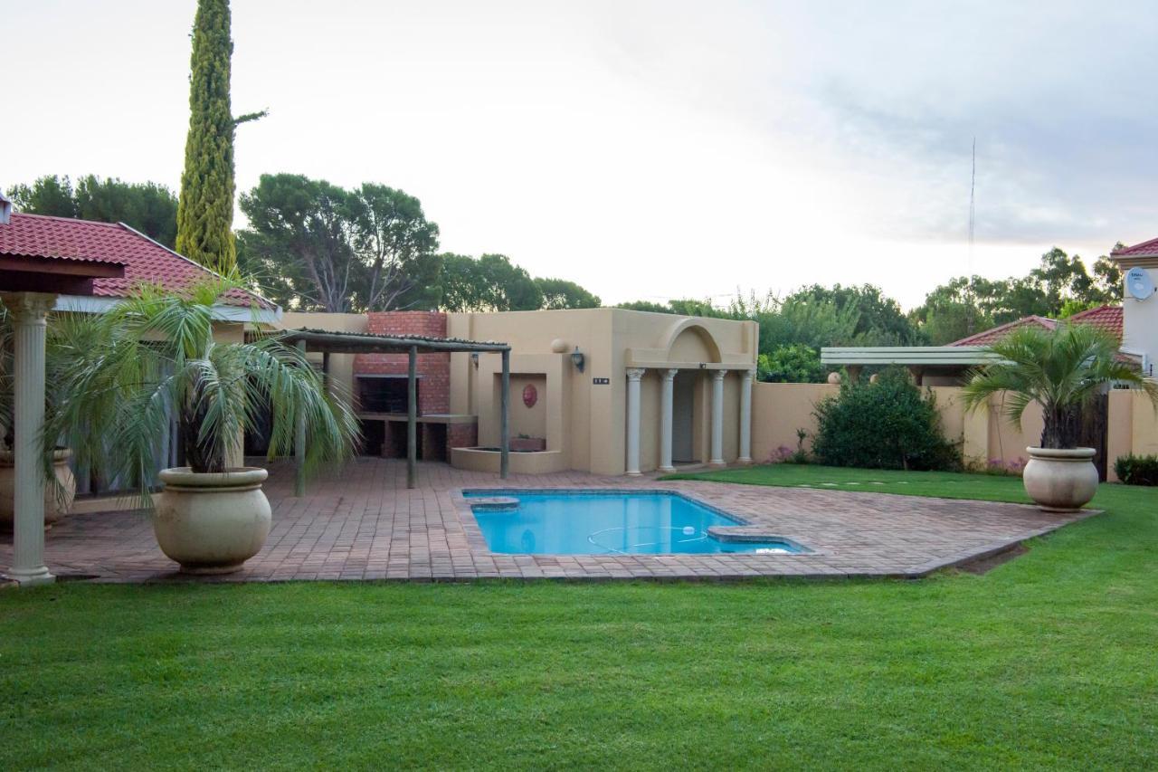 Toscana Estate Hotel Bloemfontein Kültér fotó